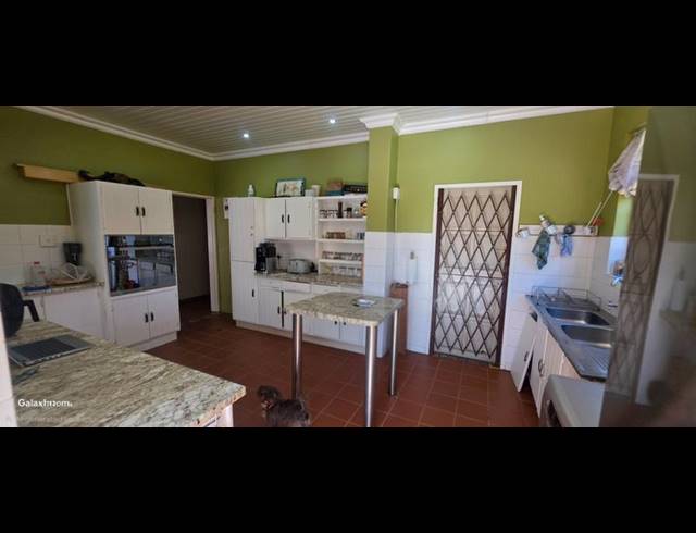 3 BEDROOM HOUSE FOR SALE IN SINOVILLE